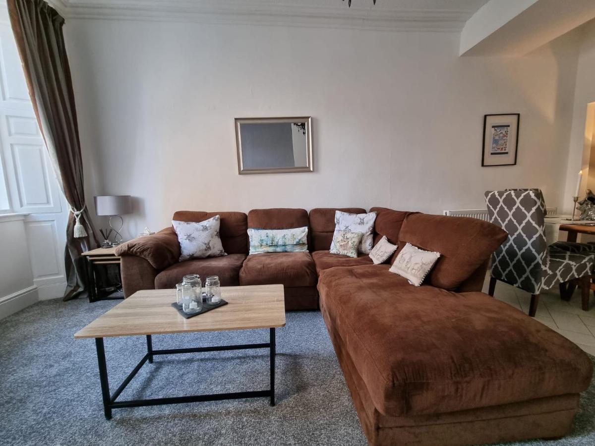 Rose Apartment 2-Bed Town Centre Apartment In Ayr Exteriér fotografie