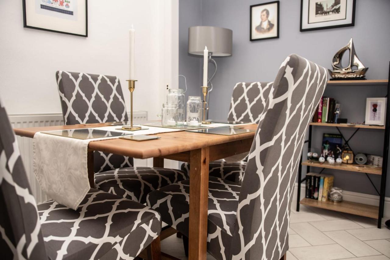 Rose Apartment 2-Bed Town Centre Apartment In Ayr Exteriér fotografie