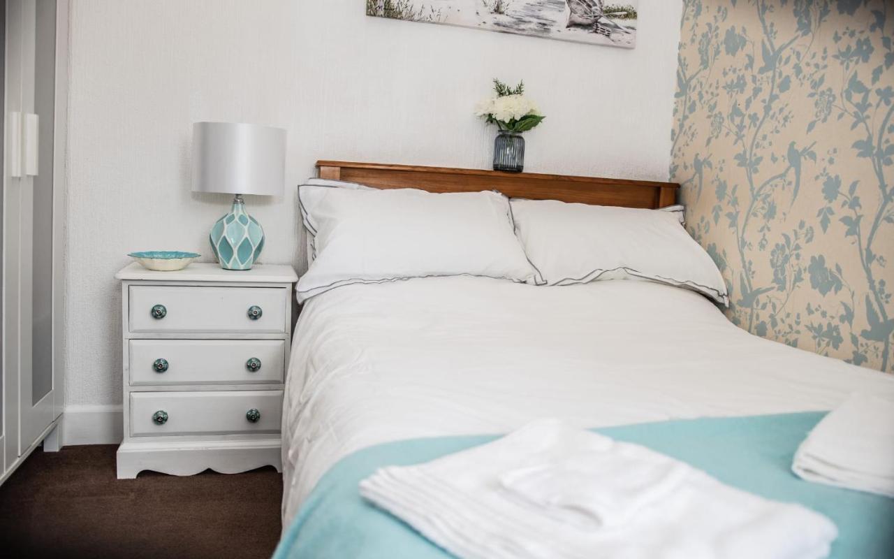 Rose Apartment 2-Bed Town Centre Apartment In Ayr Exteriér fotografie